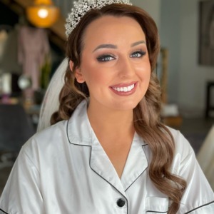 Perfect Pout Hair and Makeup