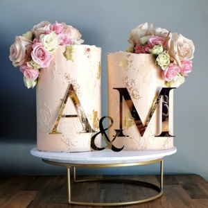LoveLeigh's Bakery