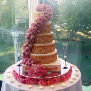 Cakes by She