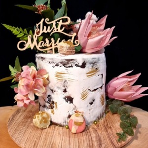 Cakes by Kerrie