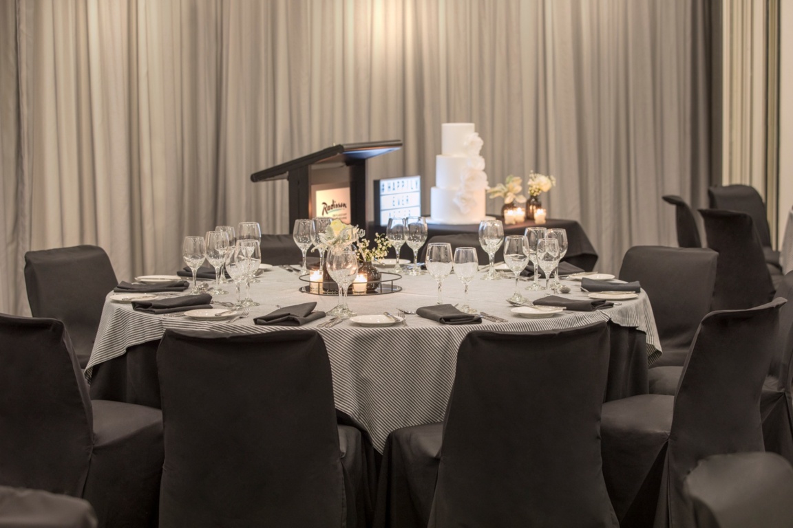 Radisson on Flagstaff Gardens Melbourne