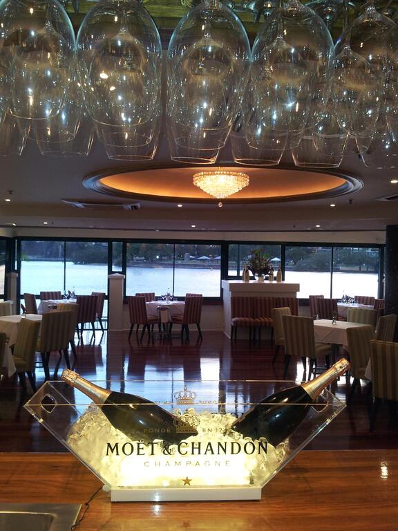 La Vue Waterfront Restaurant