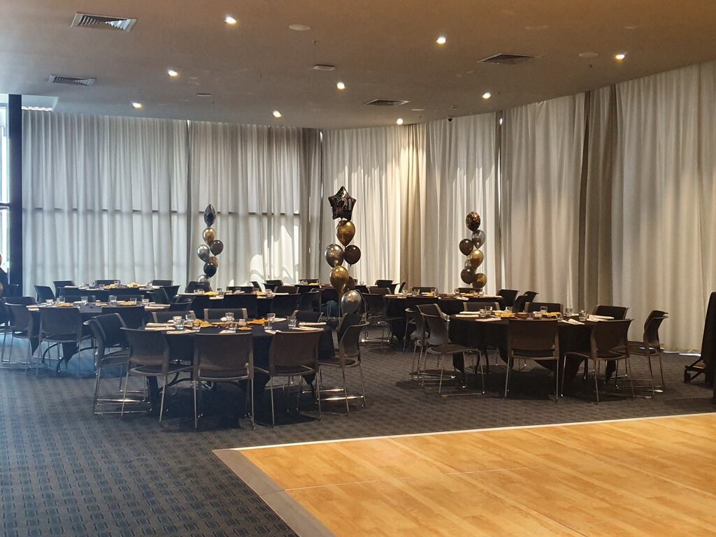 Werribee Plaza Tavern