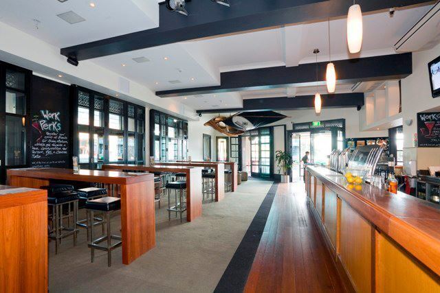 Woolloomooloo Bay Hotel
