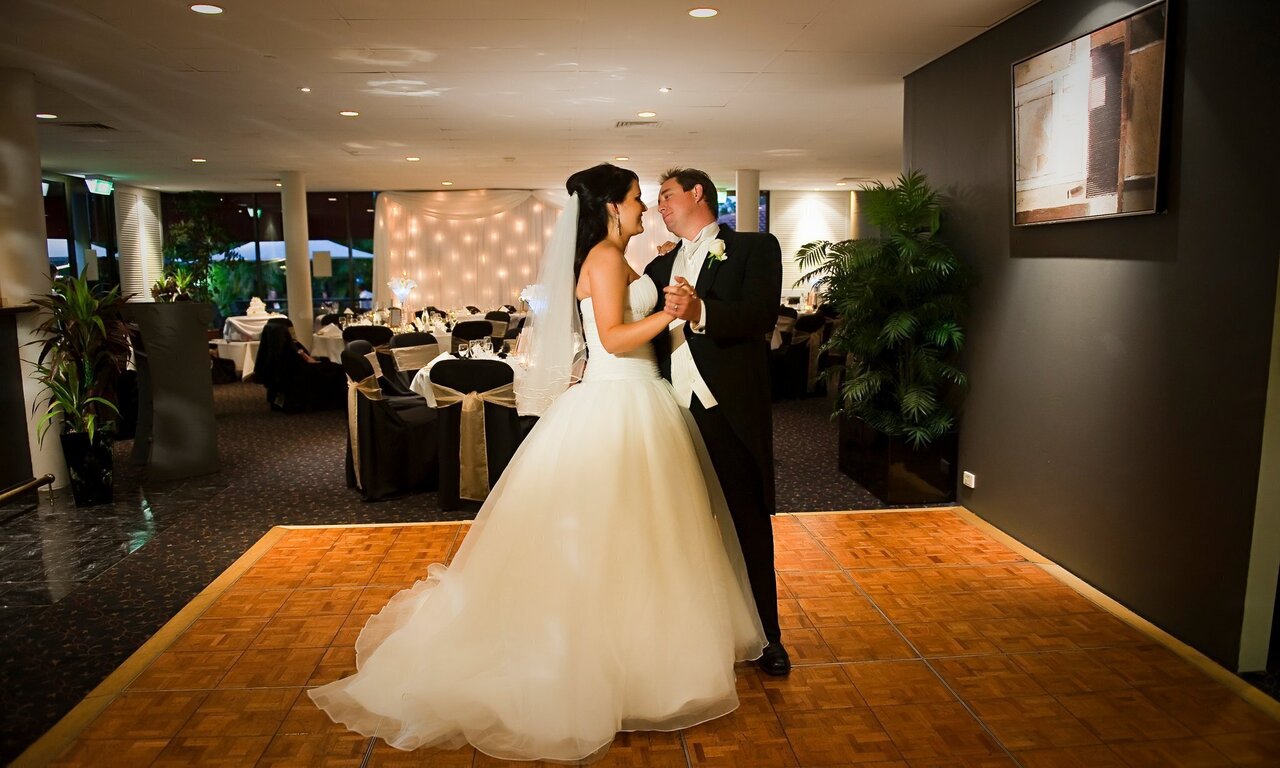 Mt Ommaney Hotel Apartments