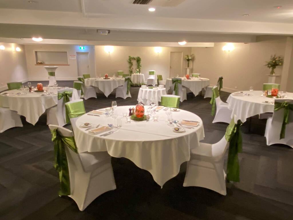 Adelaide Royal Coach