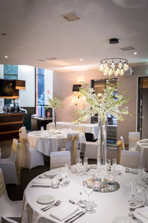 Eltham Gateway Hotel