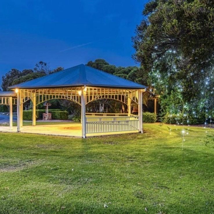 Picturesque Wedding Gardens