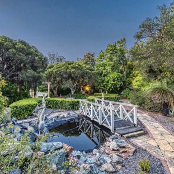 Picturesque Wedding Gardens