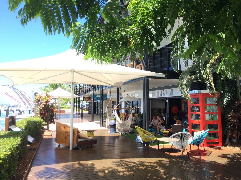 Coral Sea Marina Resort