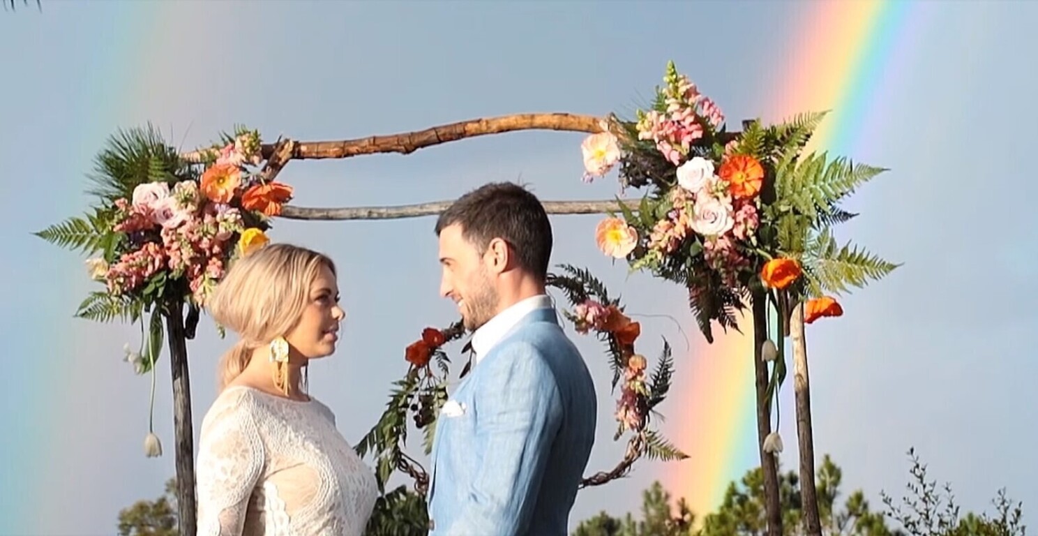 Victoria's At Ewingsdale