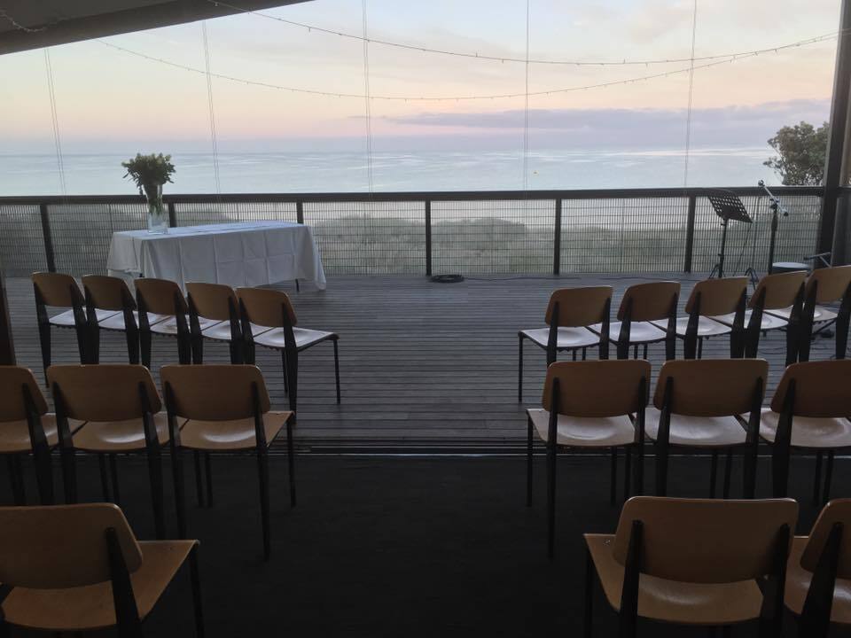 Crackerjack Beachfront Cafe