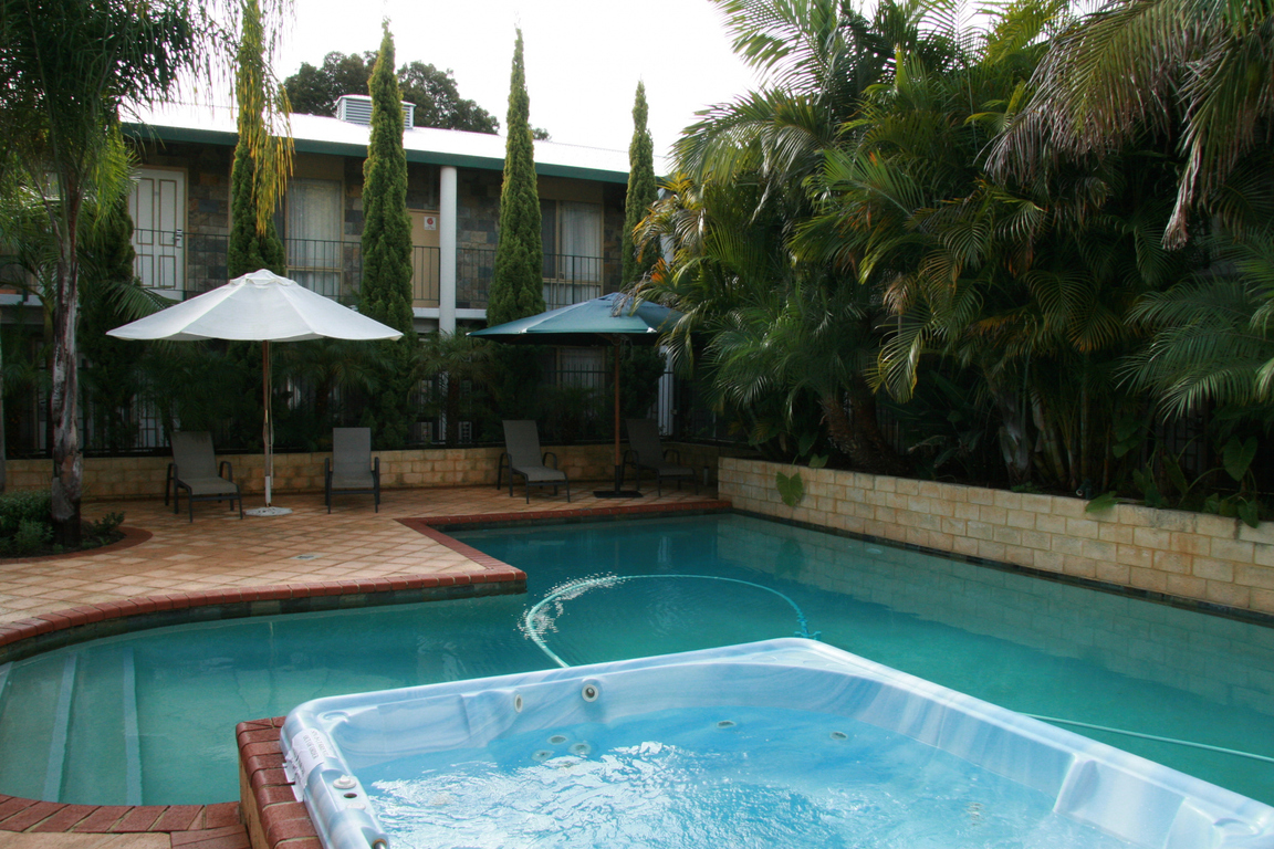 Swan Valley Oasis Restaurant