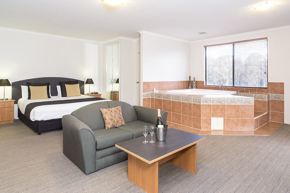 Alpha Hotel Canberra