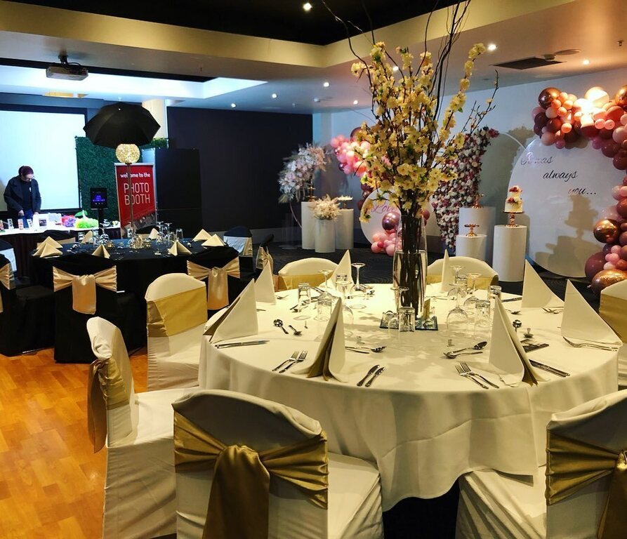 Fountain Gate Hotel Venue Melbourne