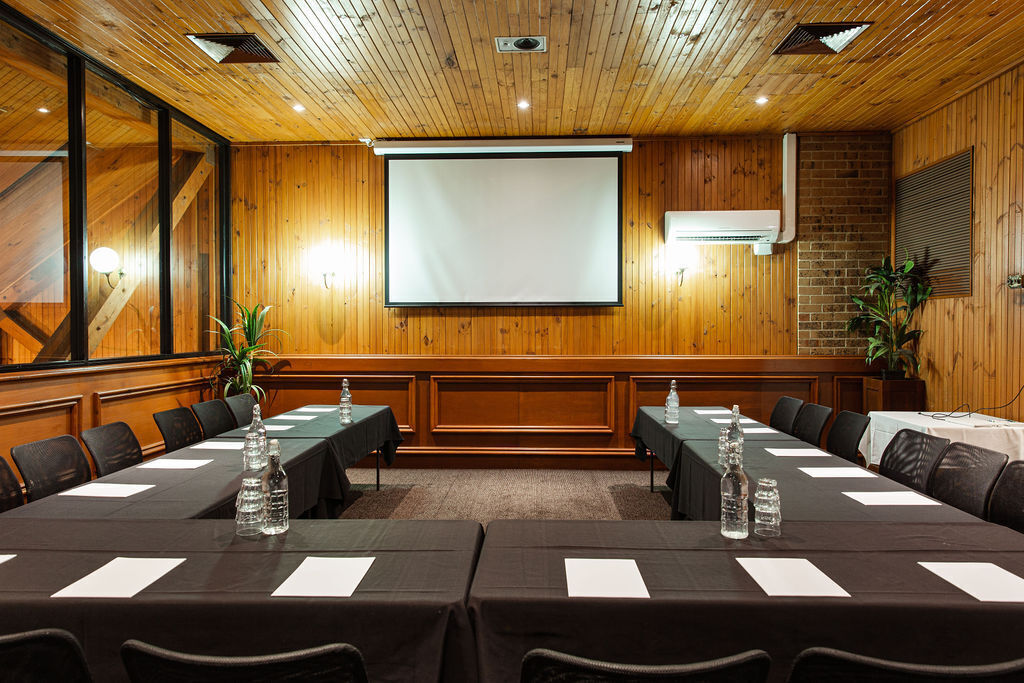 Macquarie Inn