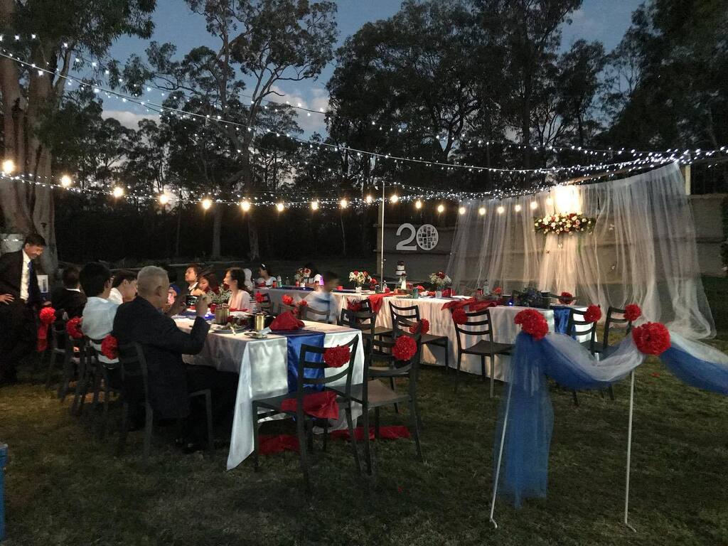 Tweeters Country Getaway