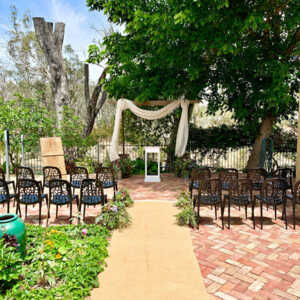 CocknBull Boutique Hotel