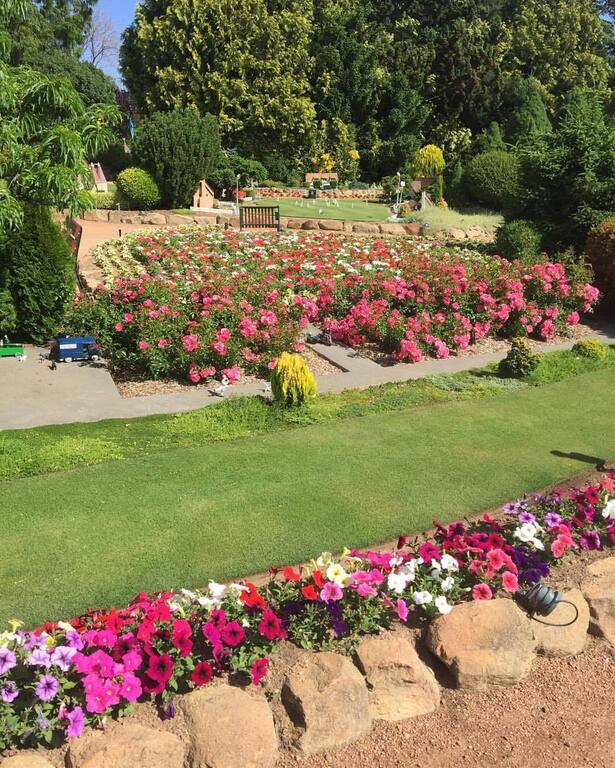 Cockington Green Gardens