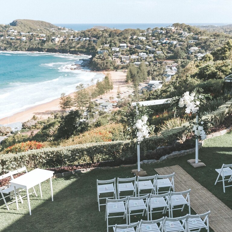 Jonah’s Restaurant Boutique Hotel