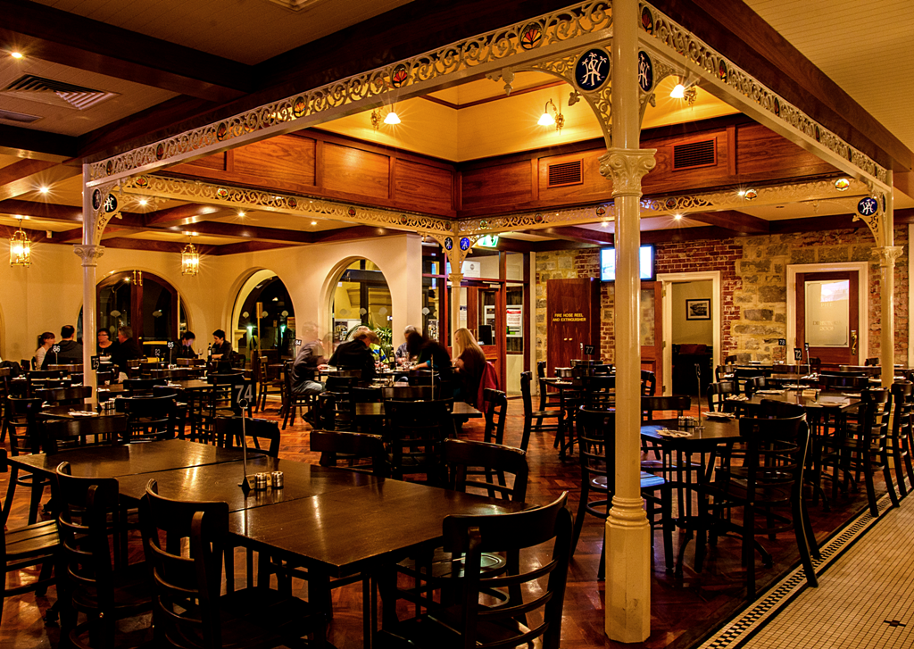 Largs Pier Hotel