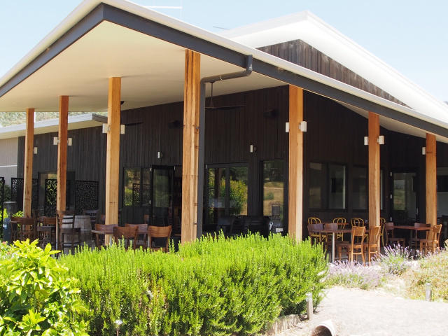 Amongst The Sticks Restaurant Catering