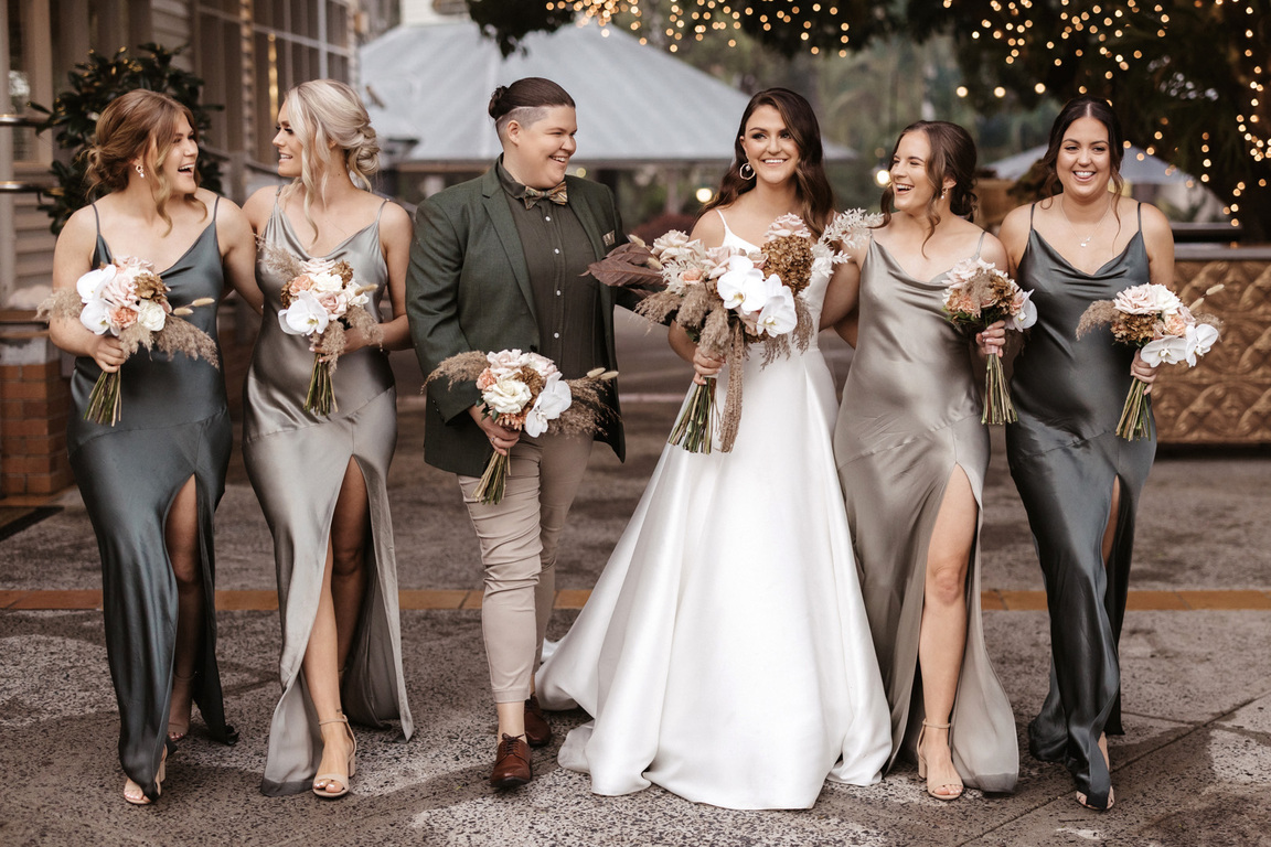 Broken Bird Leg Photography House