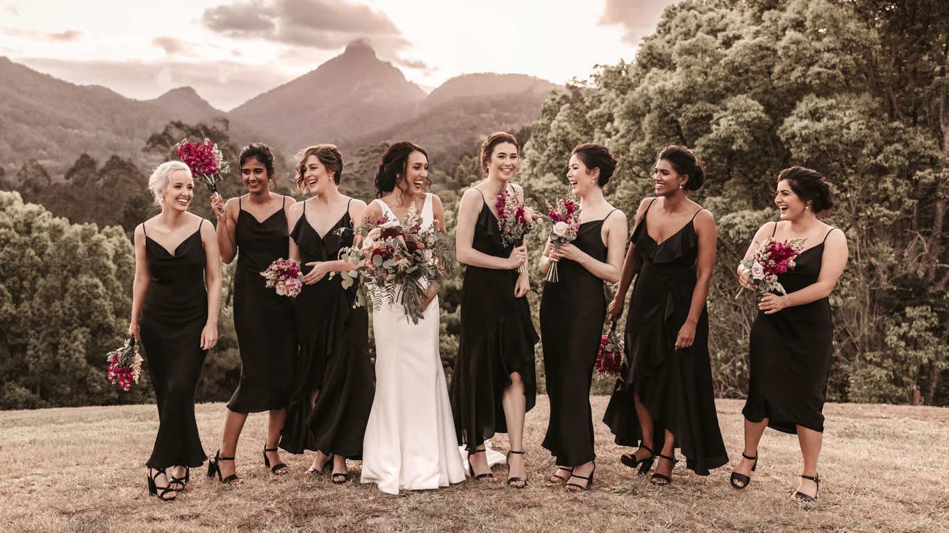 Broken Bird Leg Photography House