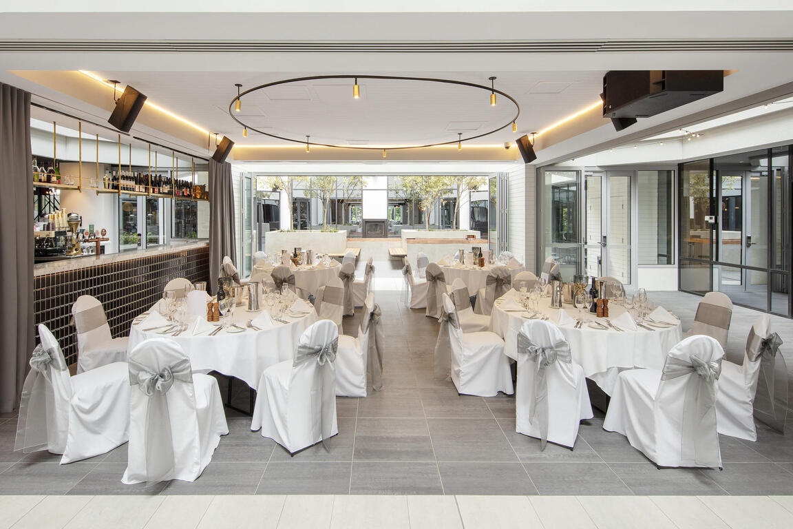 Amora Hotel Riverwalk Melbourne