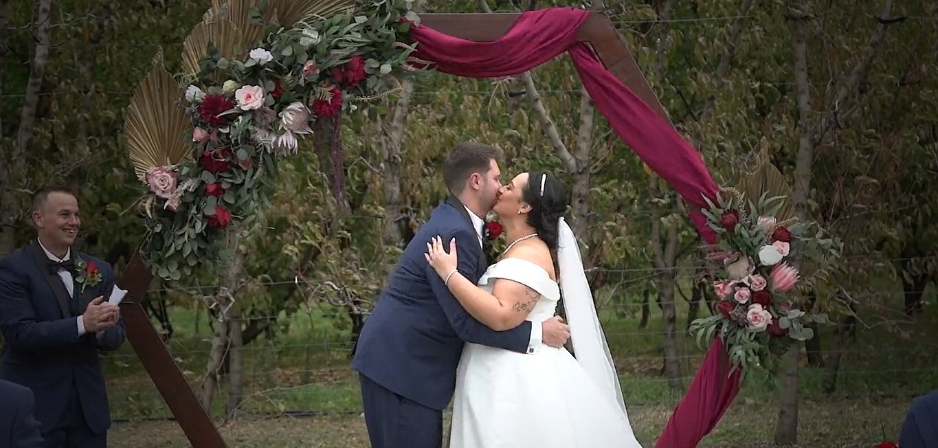 Tonita Photo and Video