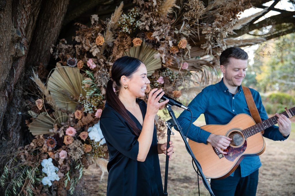 The Knots Live Entertainment