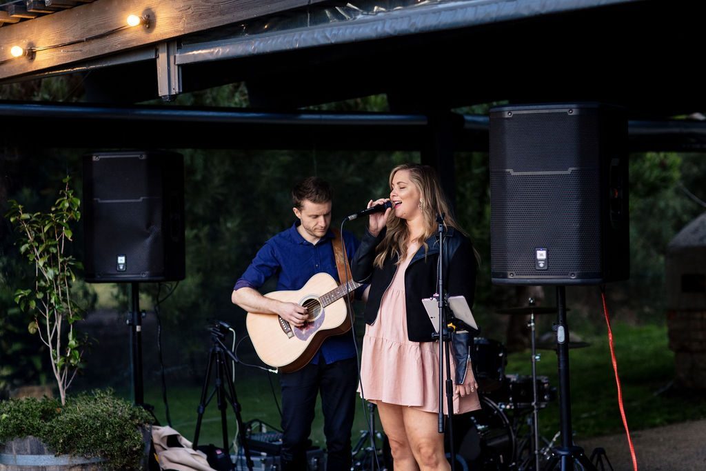 The Knots Live Entertainment