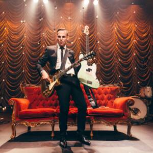 Michael Geeves Acoustic's DJ and Band