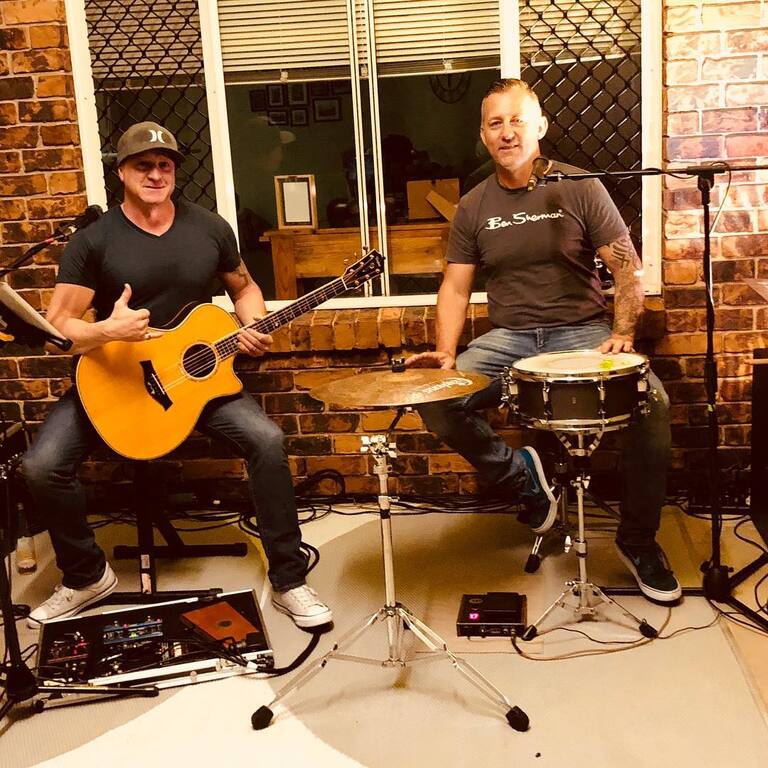 Adam Richards Solo Acoustic and DJ Band & DJ Brisbane Weddinghero