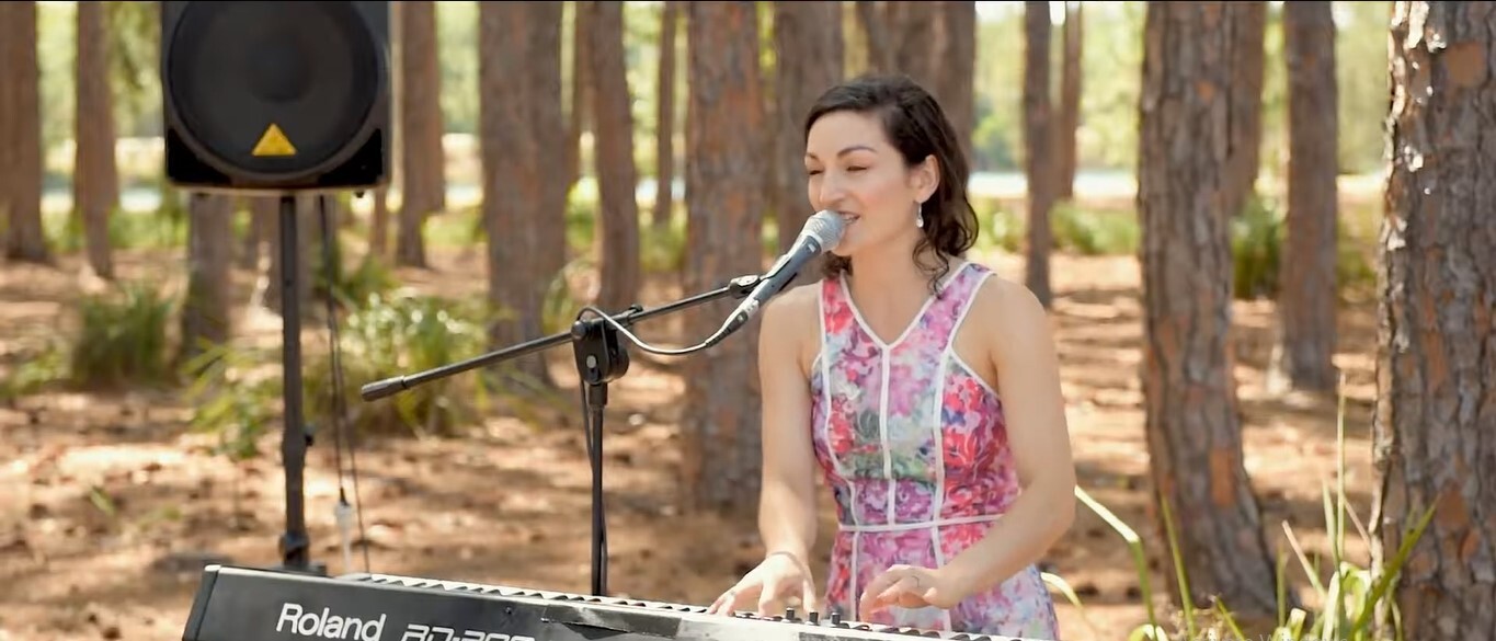 Lenna Maree Moxey Entertainment