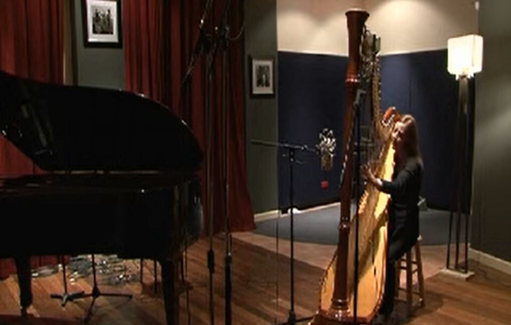 Emma Horwood Harpist