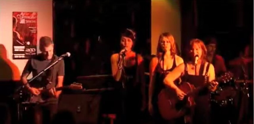 Kerrie Garside Acoustic Weddings