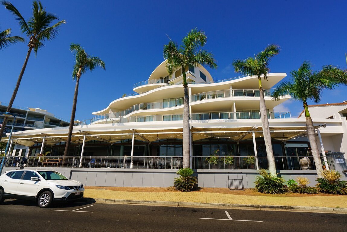 The Bayswater Hotel & Restaurant