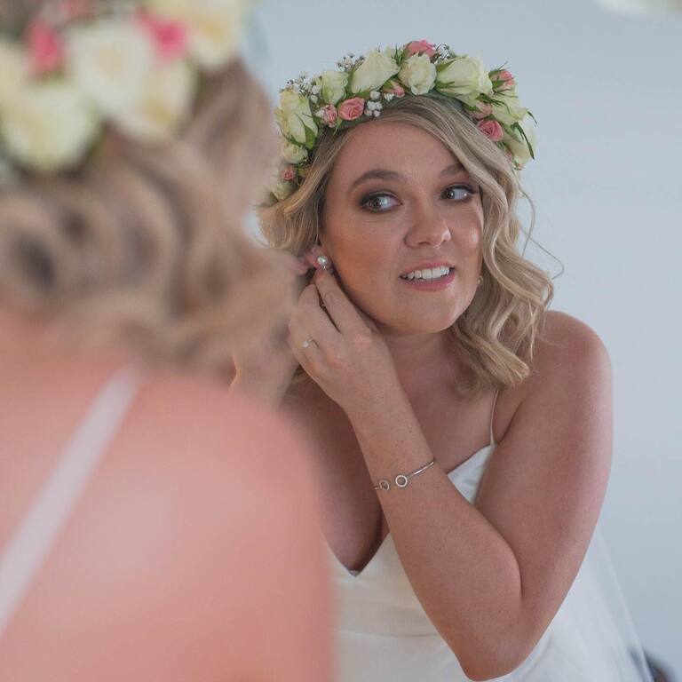 Unveil The Beauty by Aleksandra Pinneri