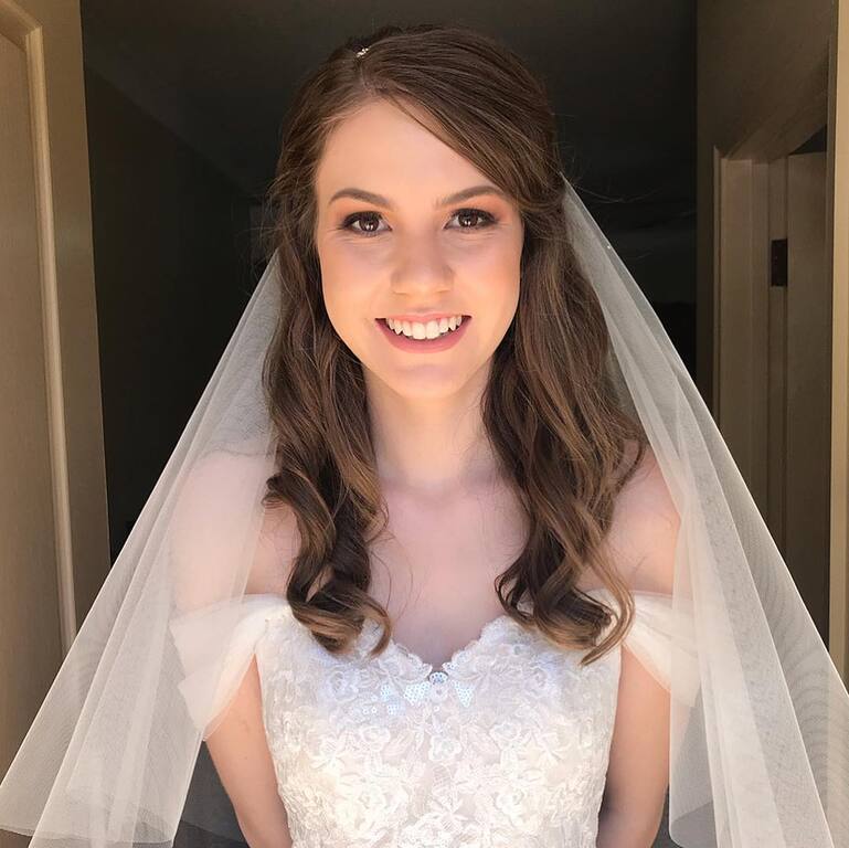 Unveil The Beauty by Aleksandra Pinneri