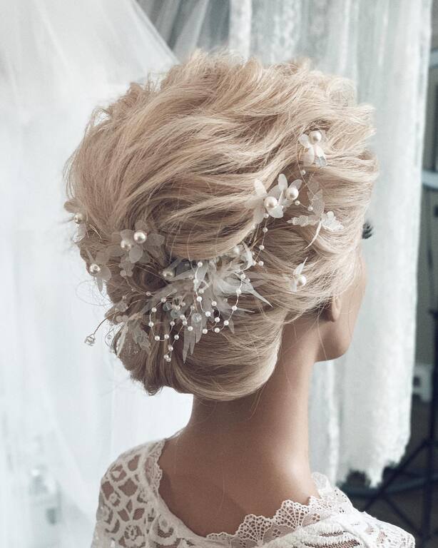 Divine Hair and Beauty