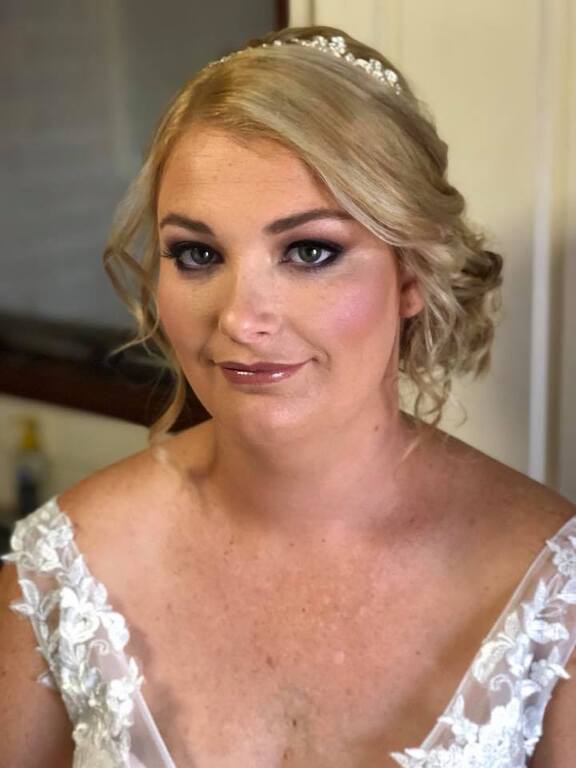 Complete Look Hair and Beauty