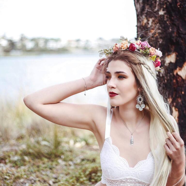 Sandy's Hair Makeup and Beauty