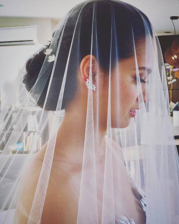 Oeil Makeup and Hair Styling