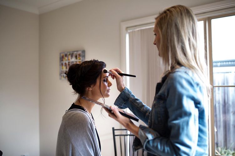 Annette Make up Artist