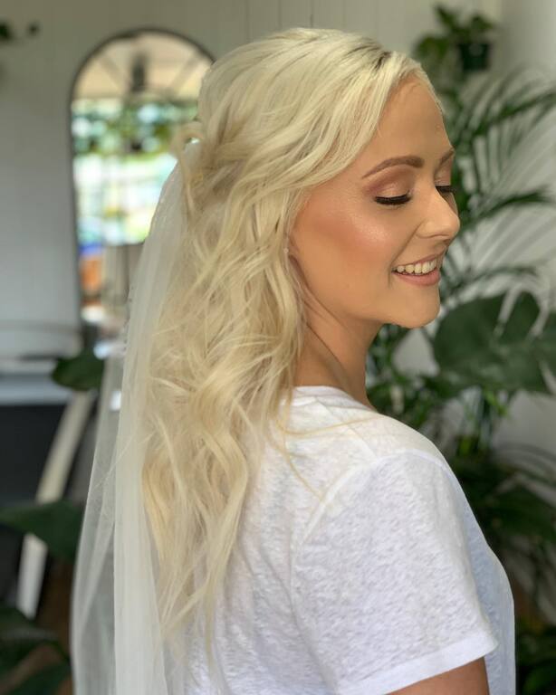 Cabello Hair and Beauty Bar