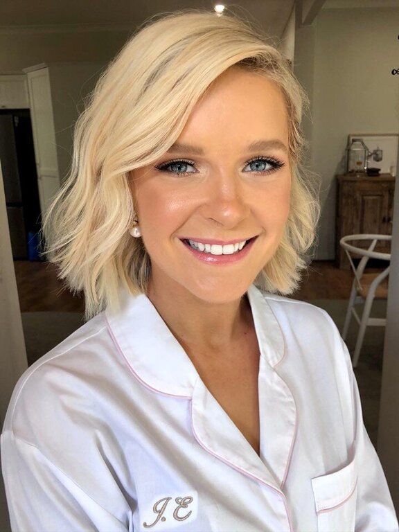 Frankie Eloise Makeup Artist