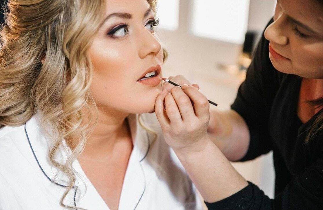 Oh la la Makeup Artistry