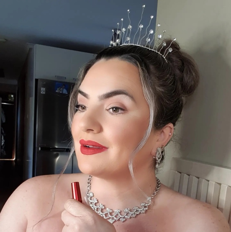 B Beautiful Beauty Bar