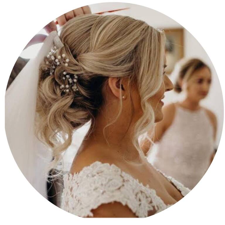 Liz Mobile Hair and Makeup Hair & Makeup Hunter Valley